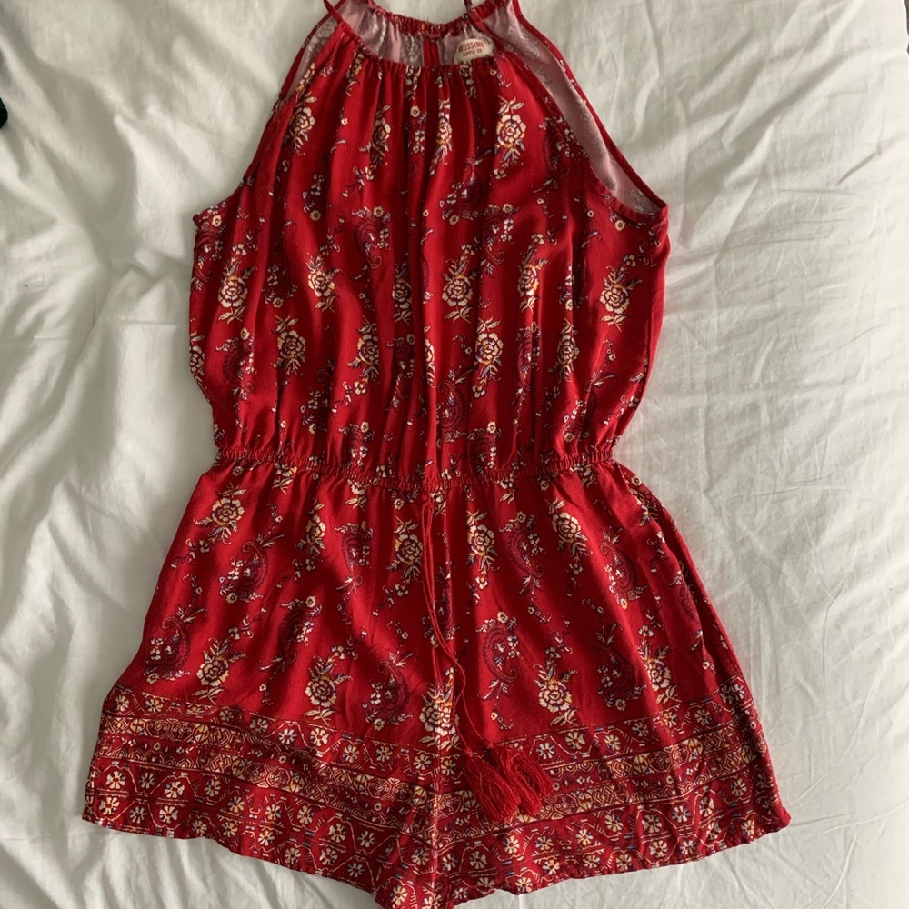 Red, Romper. Floral, Paisley Pattern Size L